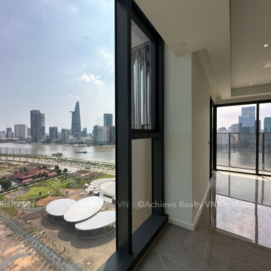 Cho Thuê Căn Hộ Cao Cấp 4 Phòng Ngủ Tại Opera Residence | View Sông Q1