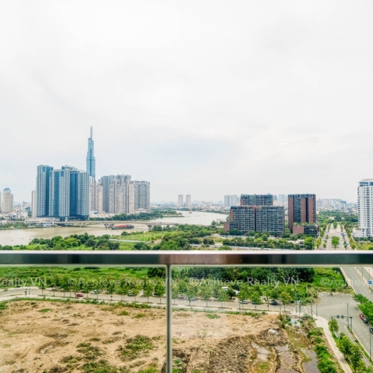 Cho Thuê Căn Hộ 2 Phòng Ngủ View Sông tại Crest Residence